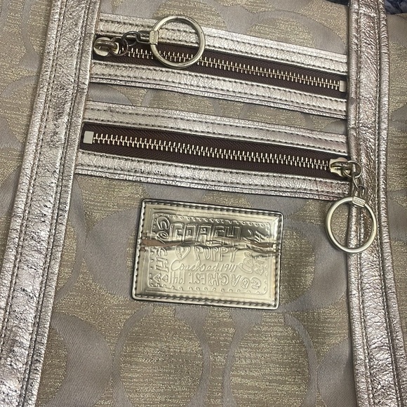 ✨COACH POPPY AUTHENTIC OP ART GLAMOUR HANDBAG✨ - Picture 4 of 13